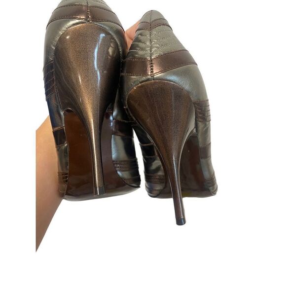 Carlos Bronze Chevron Leather Pumps - Picture 6 of 12